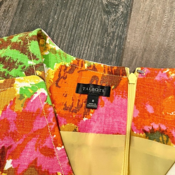 Talbots Colorful Floral Watercolor Print V-Neck Shift Dress Lined Size 8 Spring - Picture 7 of 12